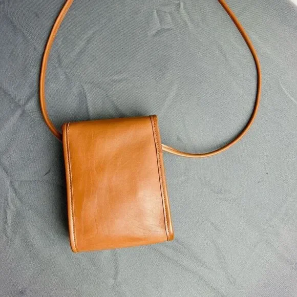 NEW! Coach vintage Scooter Bag 90s leather crossbody 9893
